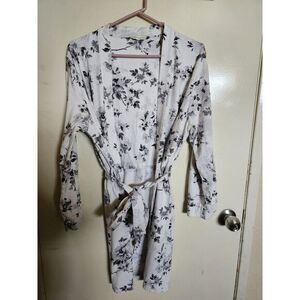 La Maison De Senteurs Grey/White Dressing‎ Gown w/Belt